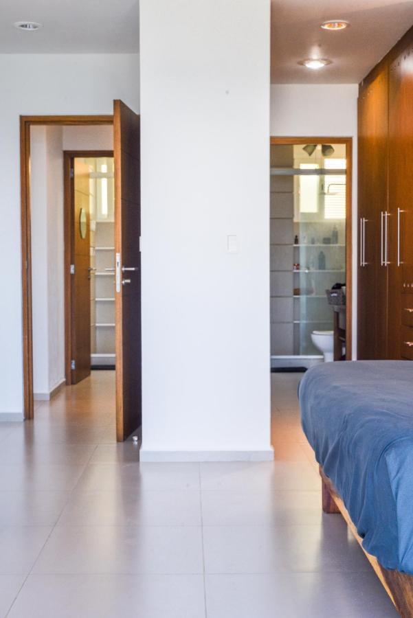 Beachfront Luxury Apartments Канкун Екстериор снимка