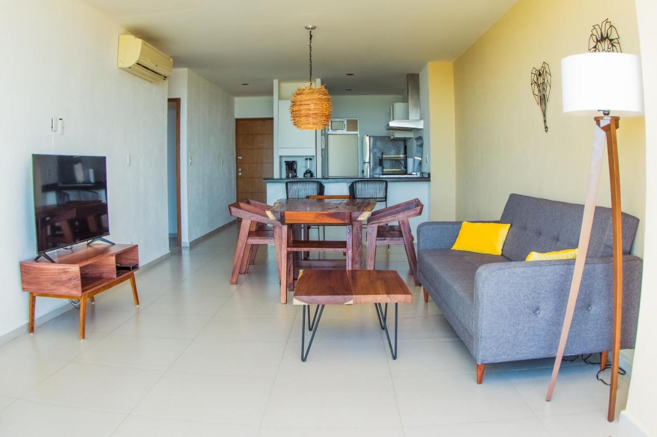 Beachfront Luxury Apartments Канкун Екстериор снимка