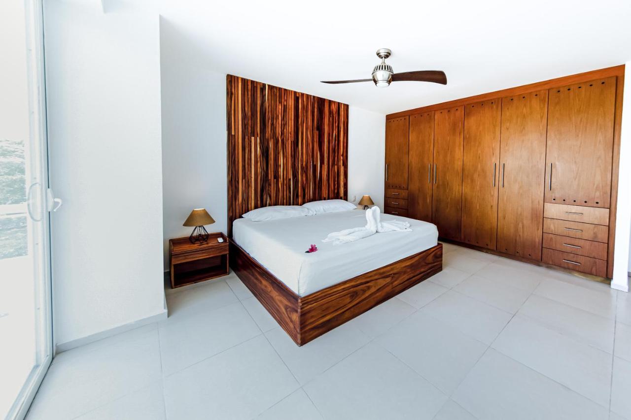 Beachfront Luxury Apartments Канкун Екстериор снимка