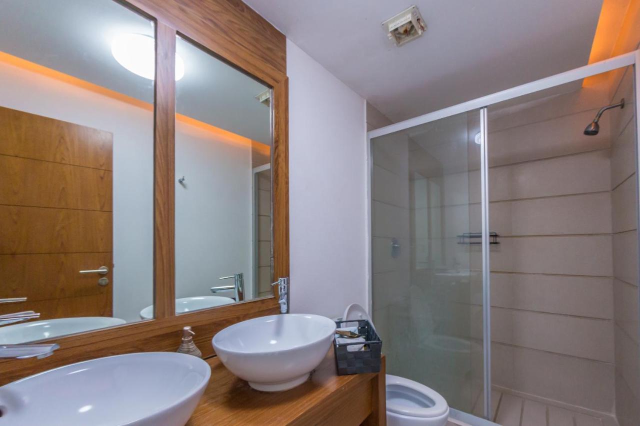 Beachfront Luxury Apartments Канкун Екстериор снимка